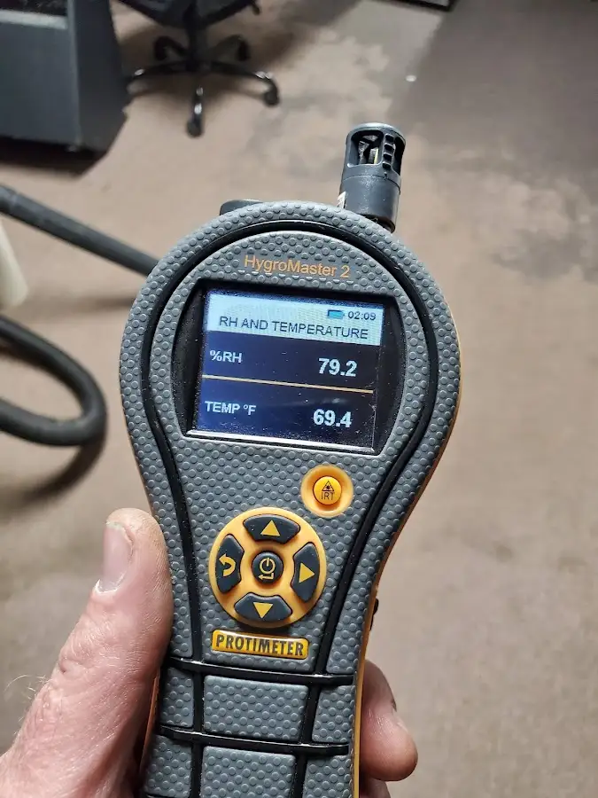 Moisture meter humidity assessment for Mold Remediation & Removal in Albion